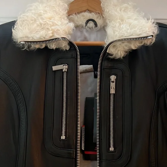 SPYDER Gorgeous Dynasty Leather Jacket. Biker style w/curly Lamb collar Size 8 - Picture 2 of 6